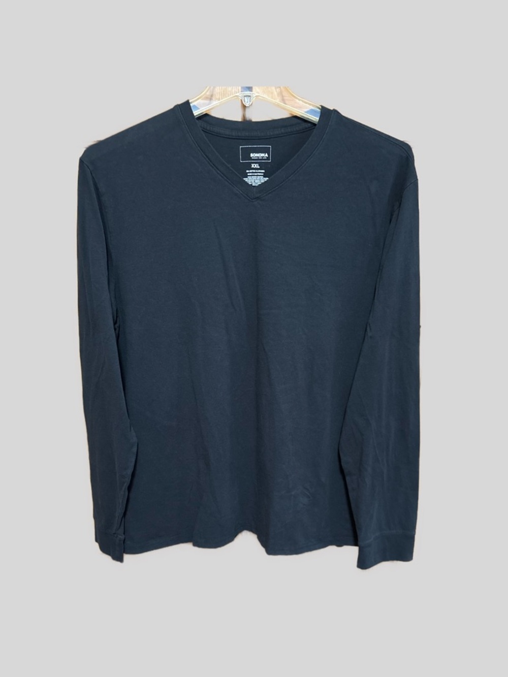 Men’s XXL Sonoma Black V-Neck Long Sleeve Stretchy T-Shirt